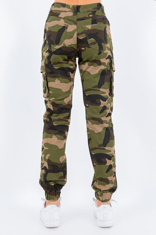 CAMO JOGGER PANTS